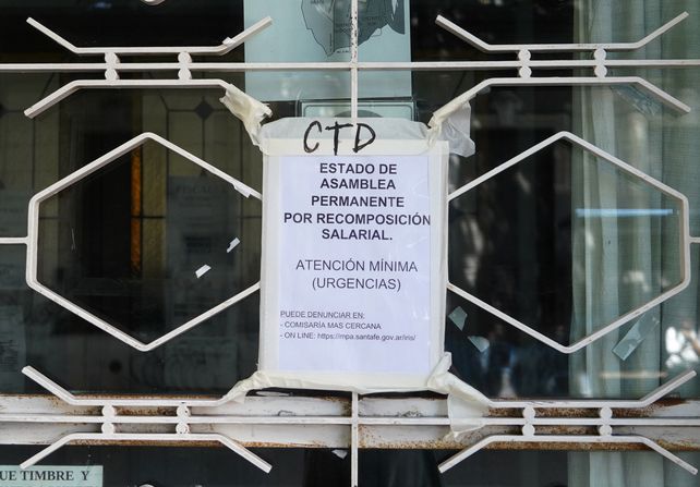 Abogados de los centros de denuncia penal en alerta por reclamo salarial: ganan $71 mil