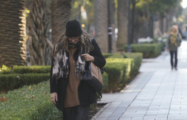 El tiempo en Rosario: arranca una semana fría con 0 grados en la mañana del lunes