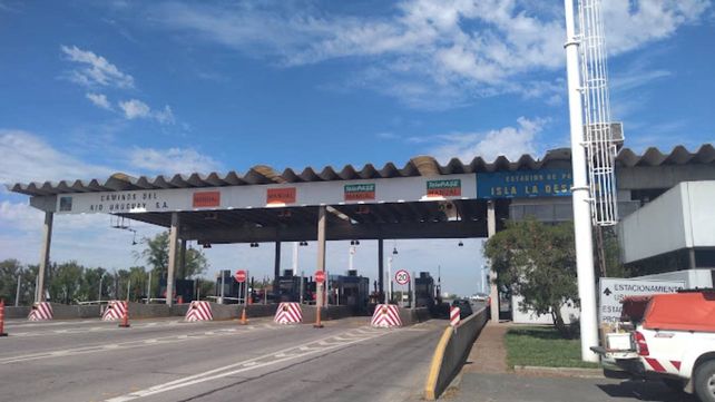Peaje de puente Rosario-Victoria.
