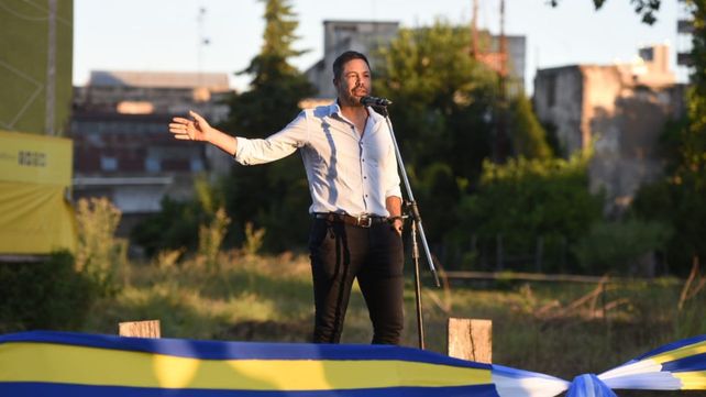 El presidente canalla Rodolfo Di Pollina inauguró formalmente el nuevo centro deportivo&nbsp; de Central en el Cruce Alberdi.