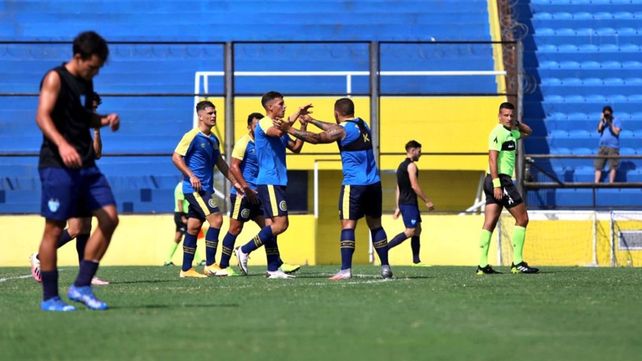 Vecchio saluda a Infantino