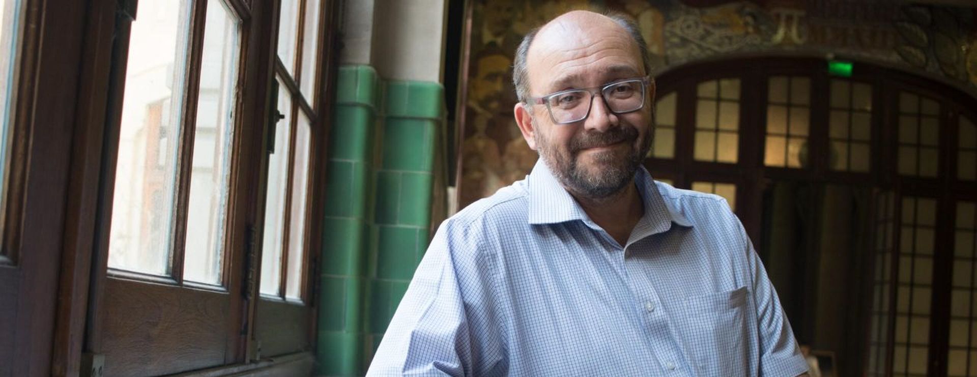 Federico Lorenz y una novela del mar que tiene la contundencia de un directo a la mandíbula