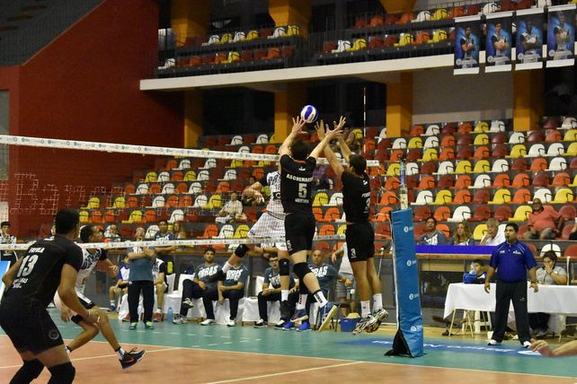 Libertad perdió ante Obras en San Juan