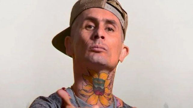 El cantante del grupo de cumbia Ke Personajes