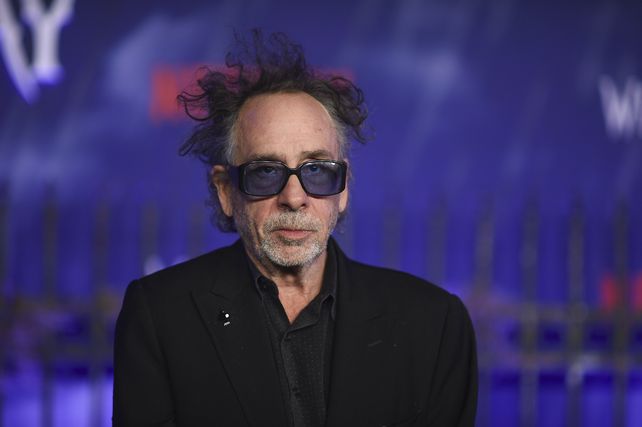 Tim Burton regresa con la serie Merlina, la niña gótica de Los locos Addams