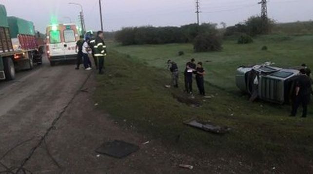 En el kilómetro 64. El conductor perdió el control de su camioneta.&nbsp;