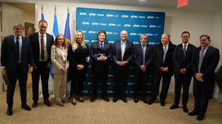 El presidente Javier Milei se reunió con el titular del Banco Interamericano de Desarrollo (BID), Ilan Goldfajn, quien elogió el rumbo y los resultados económicos del gobierno argentino.&nbsp;