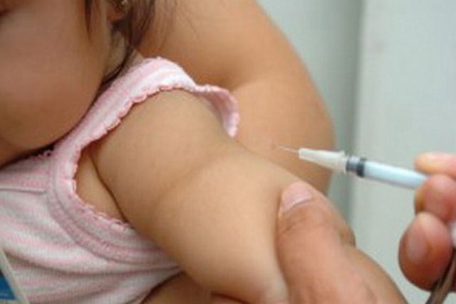 Más de 2.000 niños recibieron la primera dosis de la vacuna contra el neumococo