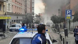 Al menos dos muertos, en una explosión que destruyó un edificio en Madrid