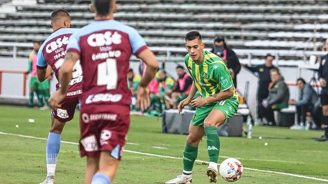 Arsenal y Aldosivi, duelo clave por el descenso en Sarandí