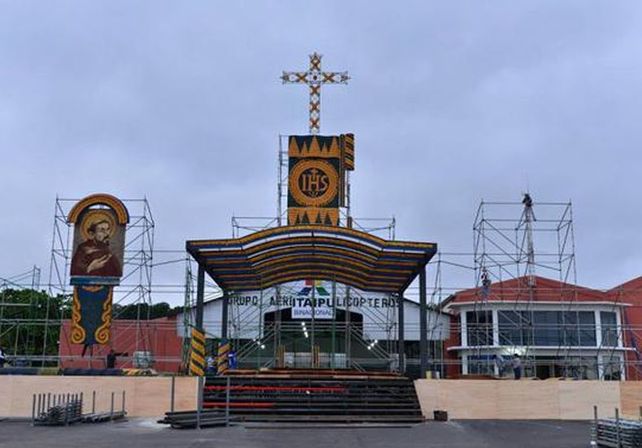 Comienza el mayor éxodo de la historia de argentinos para ir a ver a Francisco a Paraguay
