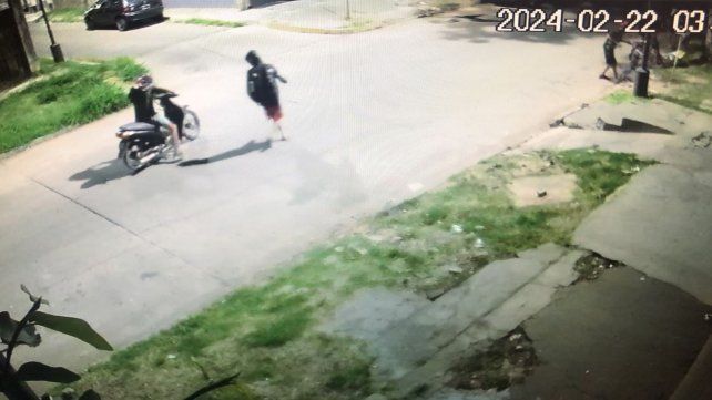 Robo en banda en barrio María Selva: se llevaron tres bicicletas y una moto de una vivienda Robo en banda en barrio María Selva: se llevaron tres bicicletas y una moto de una vivienda