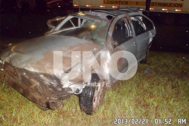 Murieron dos personas en un vuelco en el departamento San Justo