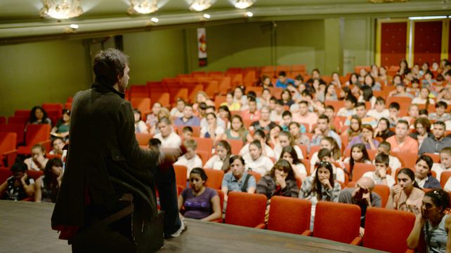 Teatro por la Identidad, un adorable puente para buscar a los nietos