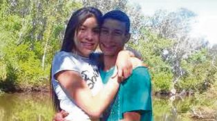 Una chica se electrocutó al tocar un boyero que su novio puso en la casa