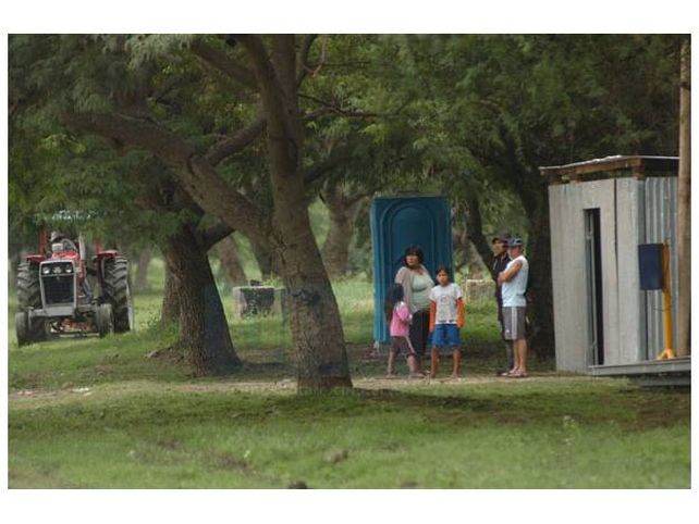 Todavía quedan evacuadas 8 familias después de la crecida
