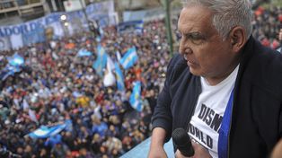 Denunciaron penalmente a Pata Medina por amenazar con incendiar Buenos Aires