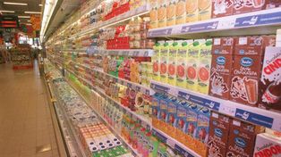 Pretenden regular la distancia mínima entre supermercados