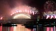 Fuegos artificiales estallan sobre el Puente del Puerto de Sídney durante las celebraciones de Año Nuevo en Sídney, el jueves 1 de enero de 2026. (Foto AP/Rick Rycroft) Fuegos artificiales estallan sobre el Puente del Puerto de Sídney durante las celebraciones de Año Nuevo en Sídney, el jueves 1 de enero de 2026. (Foto AP/Rick Rycroft)