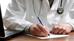 Prepagas: el Gobierno autorizó tres aumentos para mayo, junio y julio