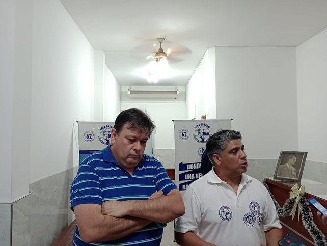El secretario general de la Federación de Estibadores Portuarios Argentinos , Marcelo Osores, y el titular del Supa Rosario, César Aybar.