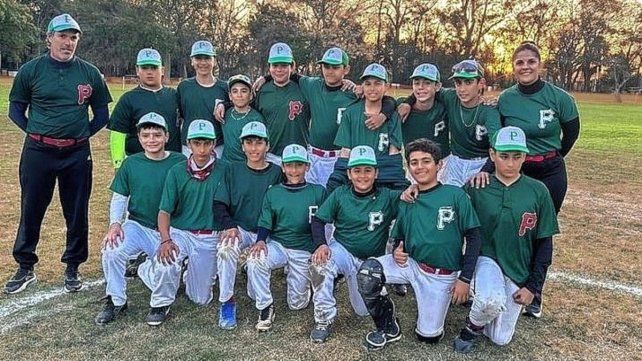 Paraná Verde se quedó con el certamen d sóftbol formativo.