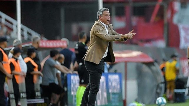 Lucas Pusineri cargó contra los dirigentes de Independiente