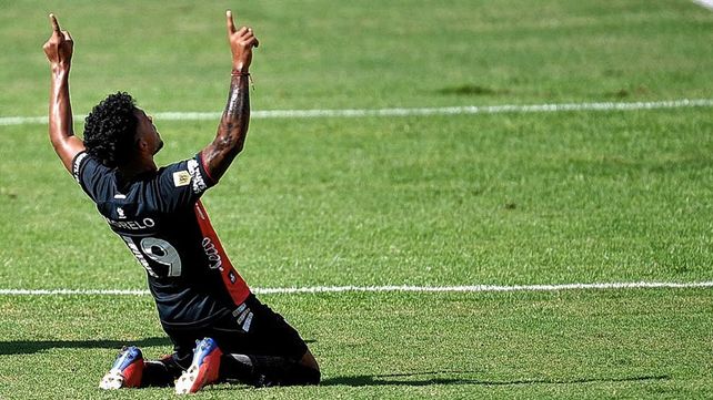 Wilson Morelo volvió con un gol en la gran victoria de Colón ante Platense.&nbsp;