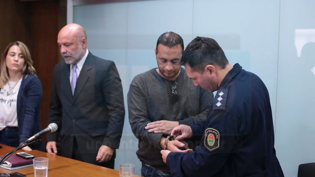 Servidor público. En el documento que circula para firmar