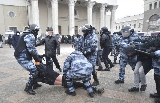 Represión en Moscú. Parece ser la única respuesta de Putin al movimiento de Navalny