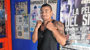 Mariano Chino Farías, el boxeador santafesino, que tuvo una muy buena temporada como profesional.