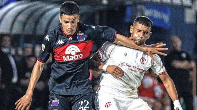 Tigre y Barracas Central empataron 2-2. Tigre y Barracas Central empataron 2-2.