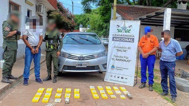 Gendarmería Nacional halló la cocaína entre el chasis y la carrocería de un auto que viajaba a Córdoba.