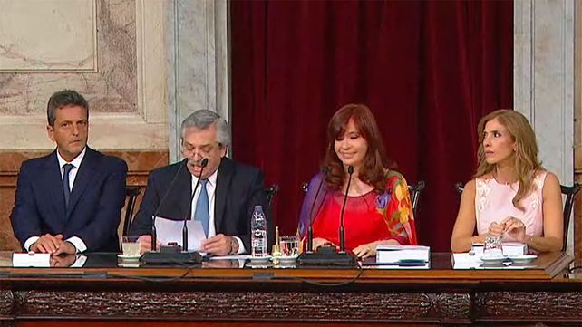 El Presidente anunció que presentará un proyecto de ley para legalizar el aborto