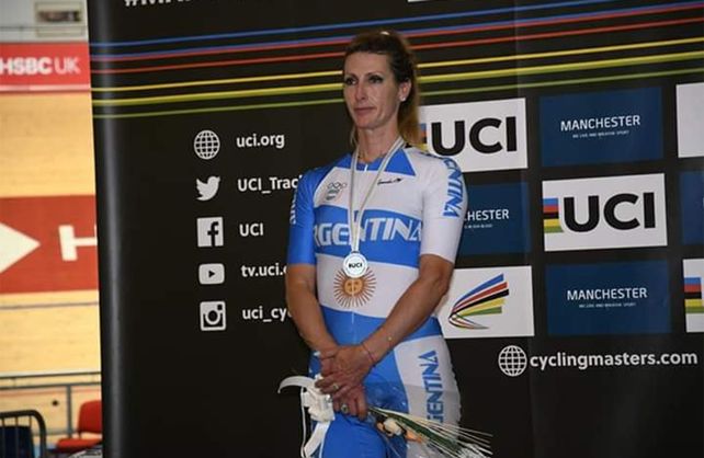 Perino cerró su actuación en el Mundial máster con una medalla de plata