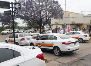 Santo Tomé: remiseros presionaron y consiguieron una suba del 20% de la tarifa