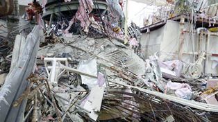 Jap&oacute;n mostr&oacute; las ruinas que dej&oacute; el maremoto en la usina de Fukushima