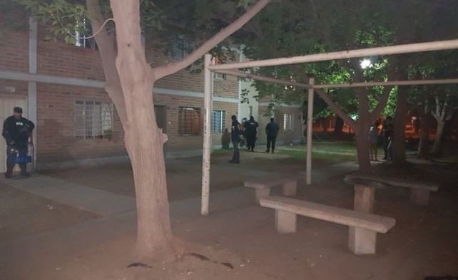 Docentes universitarios entrerrianos repudiaron el allanamiento a la Universidad de Comahue