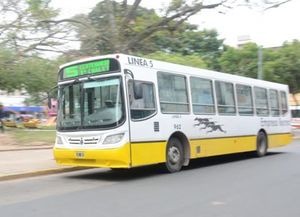 Ruidazo contra el aumento del boleto de colectivo