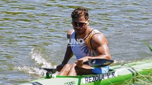 Rubén Rézola no clasificó a semifinales, pero deberá definir la plaza Argentina con Di Giácomo el próximo domingo.