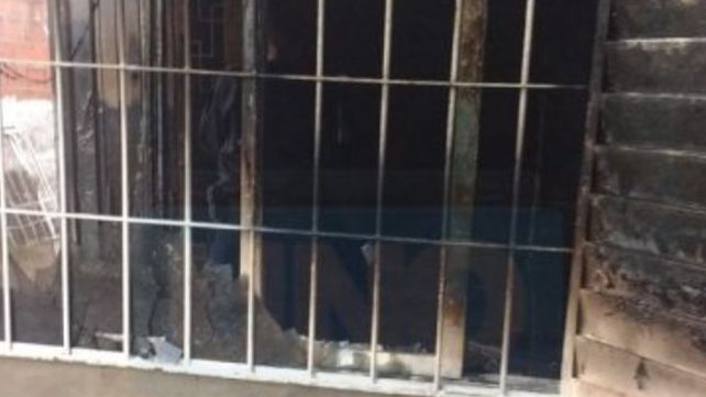 Detuvieron al hombre que quiso ahorcar a su ex pareja y le incendió la vivienda