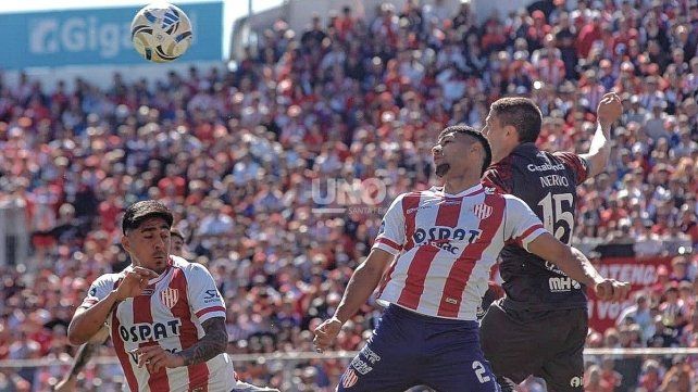 El minuto a minuto del partido entre Unión y Huracán El minuto a minuto del partido entre Unión y Huracán