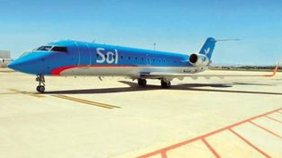Aparecieron dos firmas interesadas en comprar la aerolínea rosarina Sol