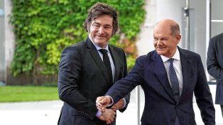 Javier Milei junto a Olaf Scholz, canciller alemán.&nbsp;