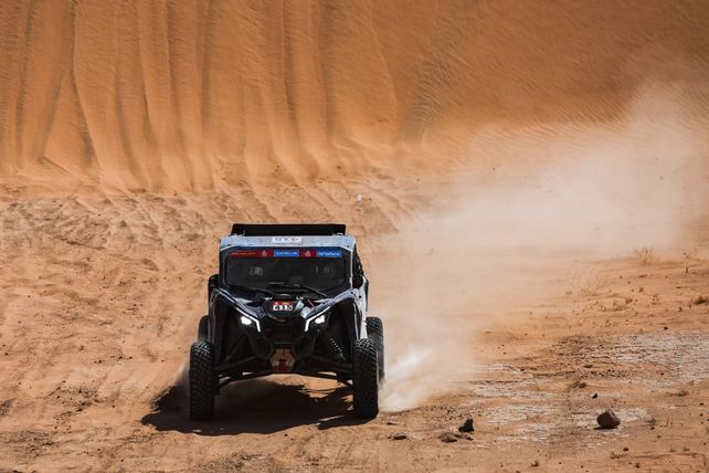 El rosarino Osman Anuar se está afianzando ya sobre el final del Dakar que se corre en Arabia Saudita.