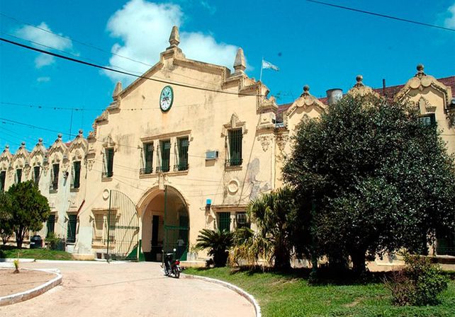 Ordenaron la prisión preventiva de 13 personas acusadas de vender drogas en las cárceles de Coronda y Las Flores
