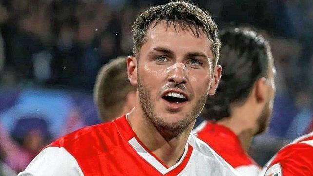 El Chaquito Giménez la rompió y marcó por triplicado en la goleada de Feyenoord.