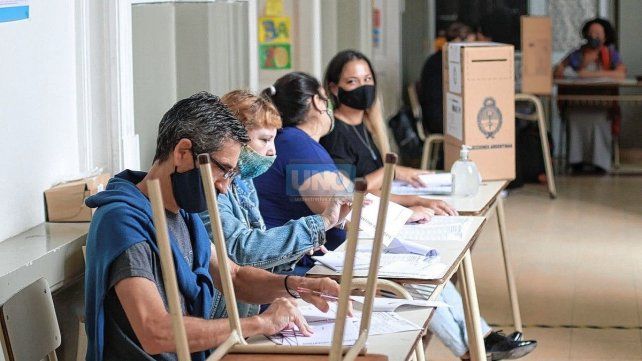 Voto joven: estimularán participación electoral en escuelas