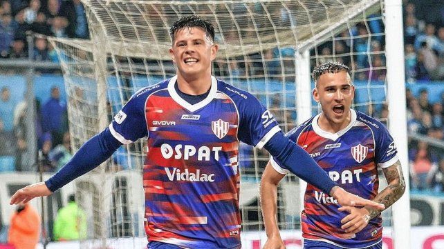 El ex-Patronato Marcelo Estigarribia marcó uno de los goles.