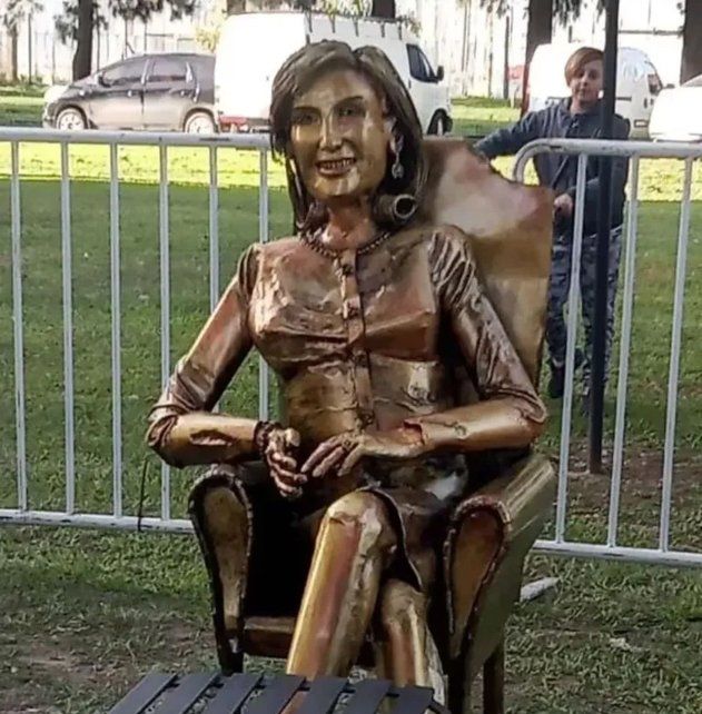 La obra anterior.